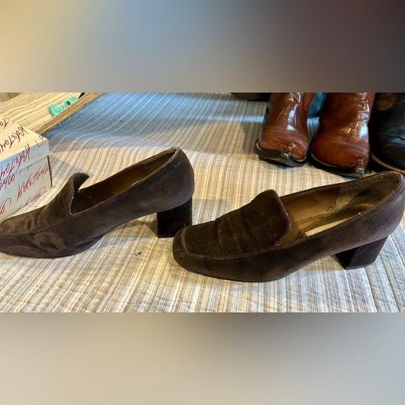 Vintage Brown Velvet Block Heel Loafers by Joan & David 10M Monica Sculpted - Picture 10 of 13